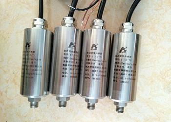 速度傳感器線(xiàn)加速度計(jì)原理及所謂的壓電效應(yīng)