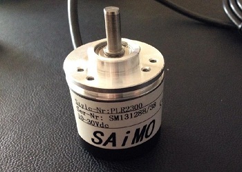 速度傳感器的加速工作原理，將加速度轉(zhuǎn)化成電壓輸出