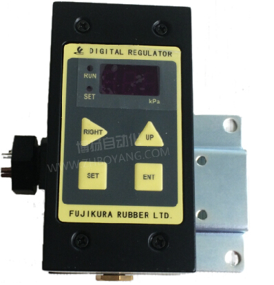 上圖中紅圈部分為我司銷售的藤倉精密電空變換器(電控比例閥)RE-8-2  上圖中紅圈部分為我司銷售的藤倉精密電空變換器(電控比例閥)RE-8-2